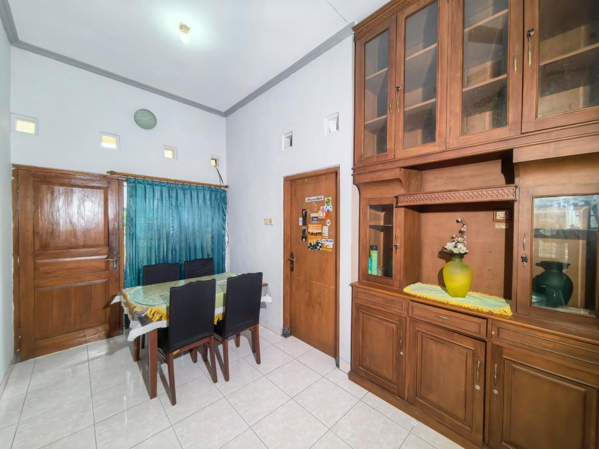 Mutiara Babarsari Homestay Jogja ยอกยาการ์ตา ภายนอก รูปภาพ